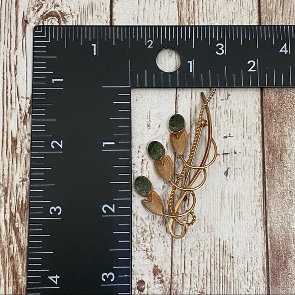 Vintage VD Signed 12K GF Gold Vermeil Flower Bell Drop Jade Green Stone Brooch - Picture 6 of 10